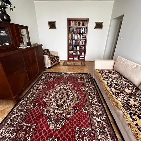 Retro Chic W Sercu Poznania 100m2 Apartment
